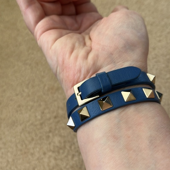 Valentino leather stud Blue Bracelet with Gold Studs - Picture 3 of 8